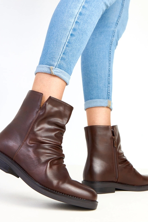 Stivaletti marroni da donna con... Stivaletti marroni da donna con...