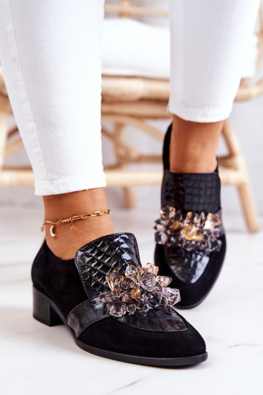 dalla pelle scamosciata scarpe con ornamenti colore nero Davine dalla pelle scamosciata scarpe con ornamenti colore nero Davine