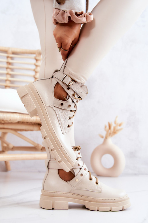 Pelle Femminile Stivali Con ritagli colore avorio Everly Pelle Femminile Stivali Con ritagli colore avorio Everly