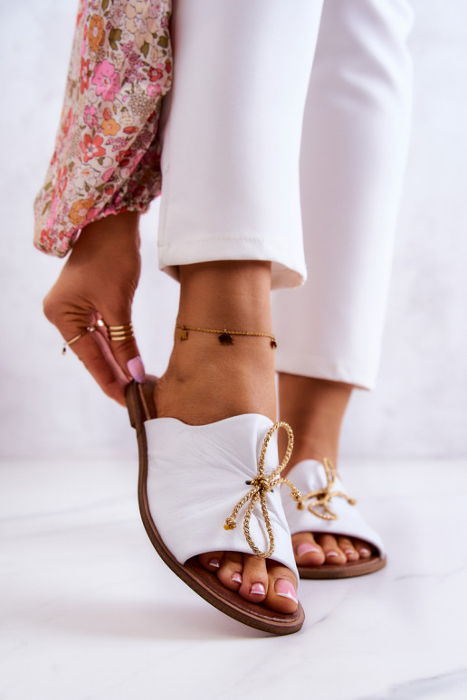 Zazoo Pelle 2659 Pantofole da donna Colore bianco Zazoo Pelle 2659 Pantofole da donna Colore bianco