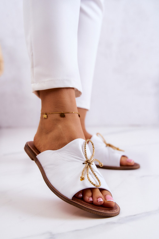 Zazoo Pelle 2659 Pantofole da donna Colore bianco Zazoo Pelle 2659 Pantofole da donna Colore bianco