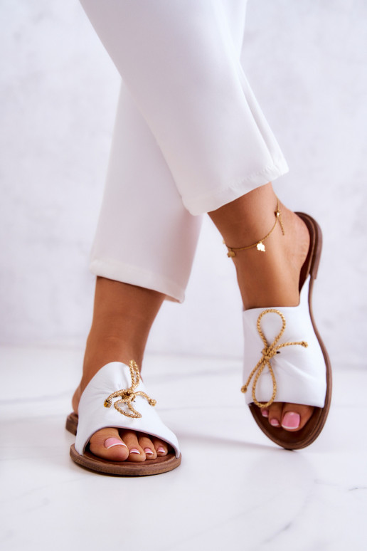 Zazoo Pelle 2659 Pantofole da donna Colore bianco Zazoo Pelle 2659 Pantofole da donna Colore bianco