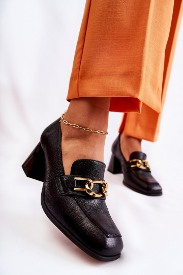 Scarpe in pelle con catene Laura Messi 2515 nere