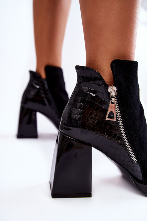 Scarpe scamosciate con i tacchi Motivo geometrico colore nero Alienore