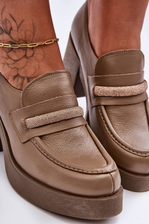 Pelle scarpe con i tacchi con ornamenti beige Lemar Gelanor Pelle scarpe con i tacchi con ornamenti beige Lemar Gelanor