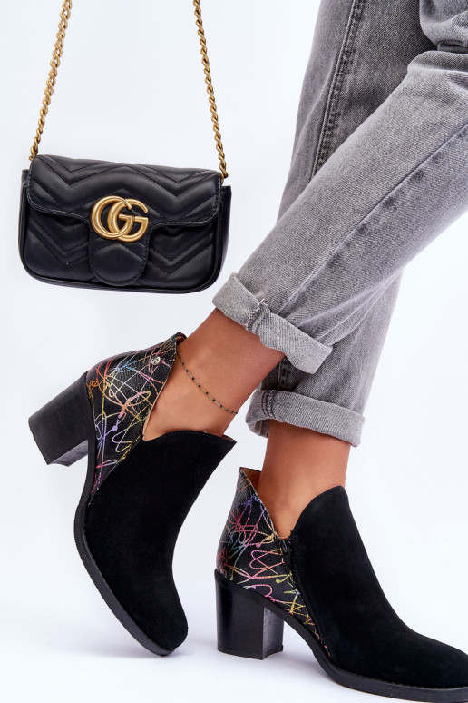 Stivali da donna con i tacchi Deveciejka 04492-99 colore nero Stivali da donna con i tacchi Deveciejka 04492-99 colore nero