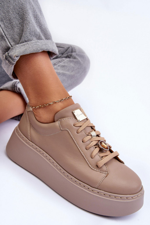 Pelle scarpe da ginnastica con una piattaforma Deveciejka 06191-04 beige Pelle scarpe da ginnastica con una piattaforma Deveciejka 06191-04 beige