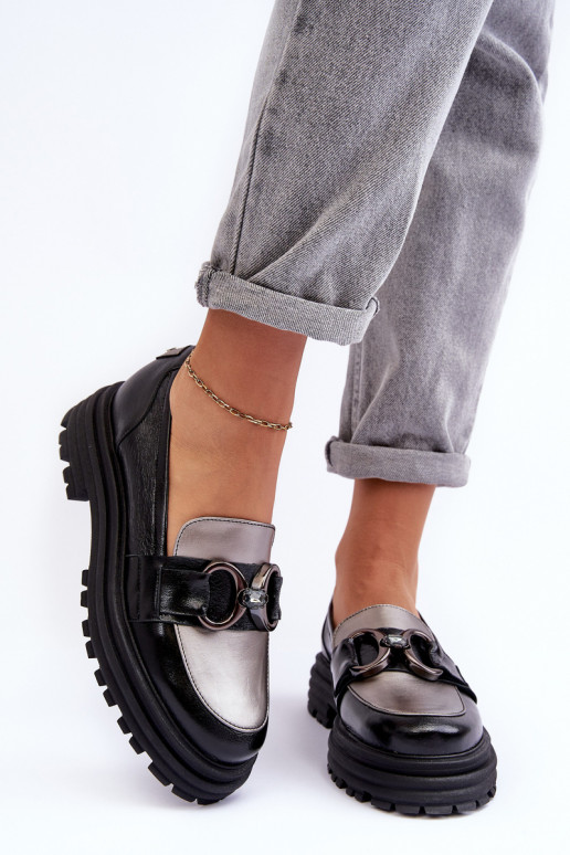 Stivaletti in pelle con suola massiccia colore nero Elkiza Stivaletti in pelle con suola massiccia colore nero Elkiza