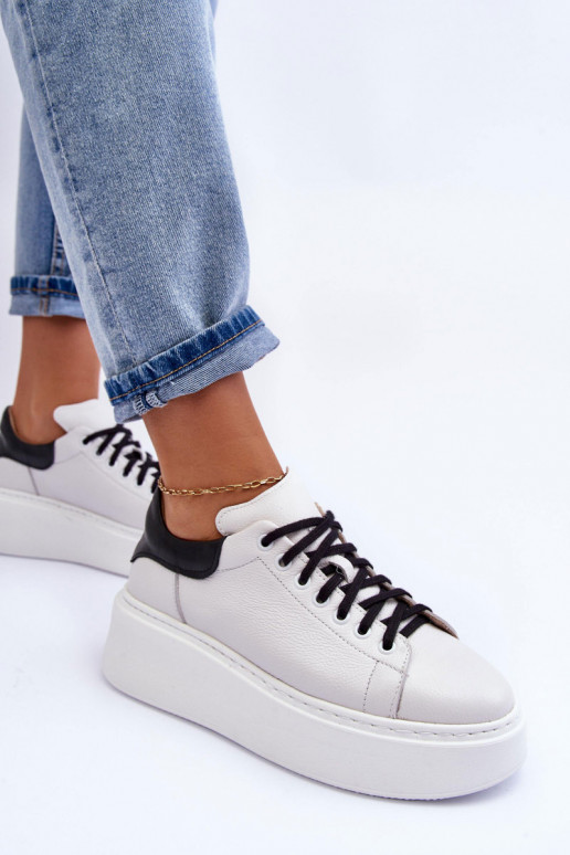 Femminile scarpe da ginnastica Pelle con una piattaforma Bianco-colore nero Lemar 10150 Femminile scarpe da ginnastica Pelle con una piattaforma Bianco-colore nero Lemar 10150