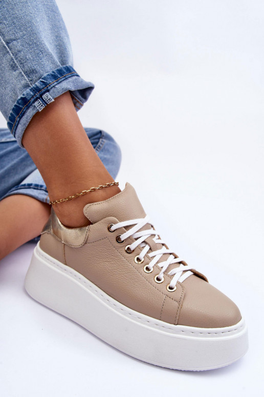 Femminile scarpe da ginnastica Pelle con una piattaforma beige Lemar 10150 Femminile scarpe da ginnastica Pelle con una piattaforma beige Lemar 10150