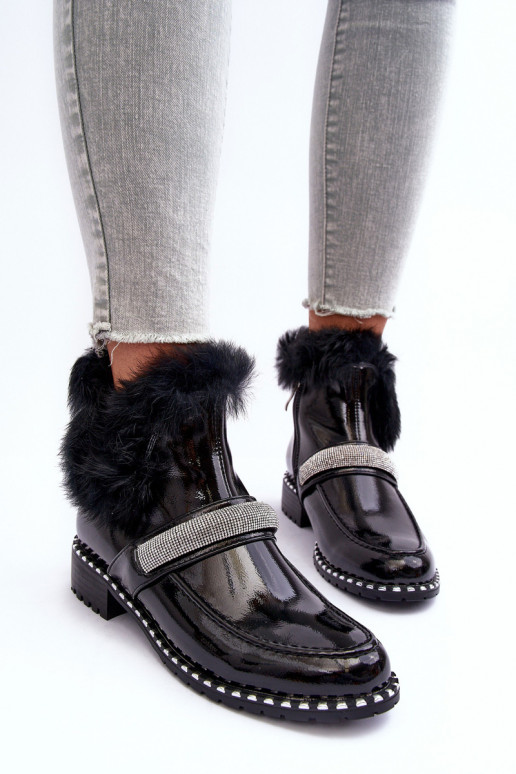 Basso Stivali con effetto vernice con una pelliccia E decorazione S.Barski MR870-74 colore nero Basso Stivali con effetto vernice con una pelliccia E decorazione S.Barski MR870-74 colore nero