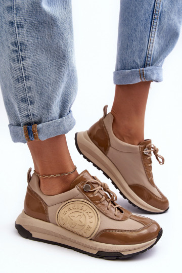Femminile scarpe da ginnastica Pelle Deveciejka 06295-04 beige