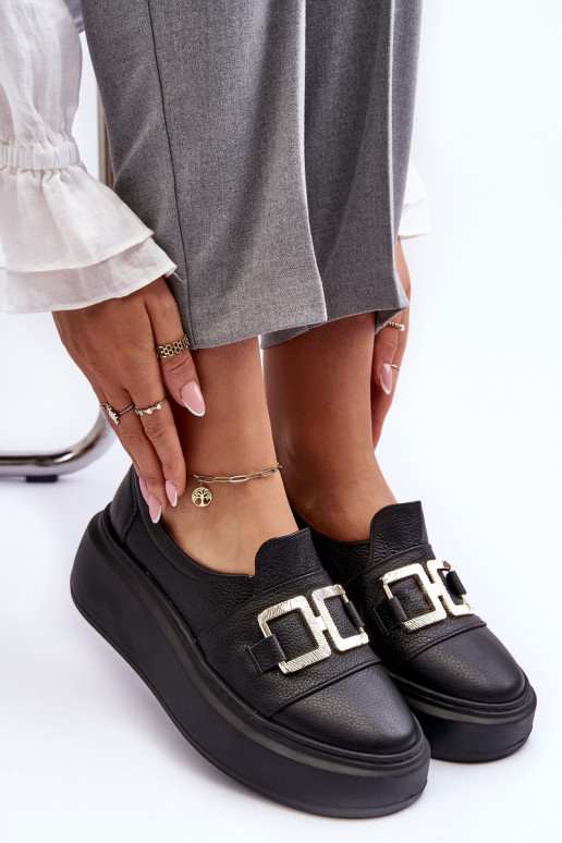 Pelle scarpe Femminile con una piattaforma colore nero LeAski 3398/2 Pelle scarpe Femminile con una piattaforma colore nero LeAski 3398/2