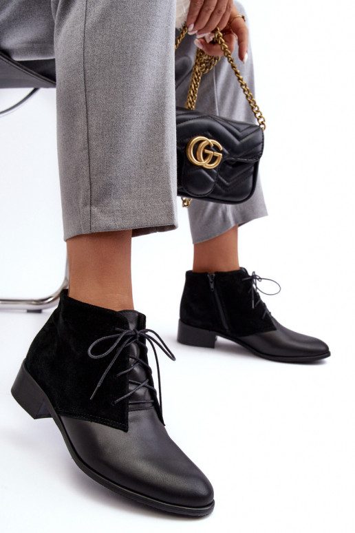 Alla moda Femminile Stivali stringati colore nero Kefora Alla moda Femminile Stivali stringati colore nero Kefora