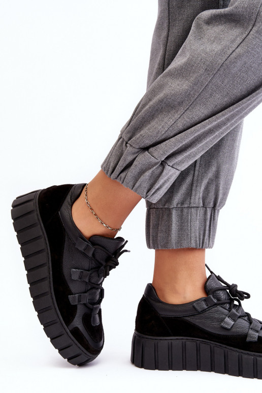 Femminile Pelle scarpe da ginnastica con una piattaforma M01/1 Zazoo colore nero Femminile Pelle scarpe da ginnastica con una piattaforma M01/1 Zazoo colore nero