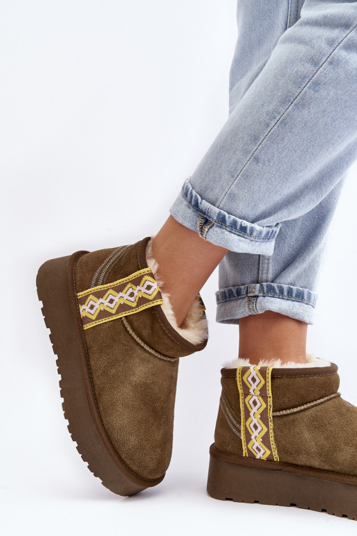 Pelle dalla pelle scamosciata Stivali da neve Femminile colore verde Vebissat