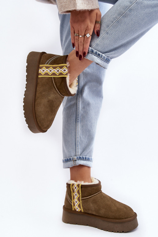 Pelle dalla pelle scamosciata Stivali da neve Femminile colore verde Vebissat