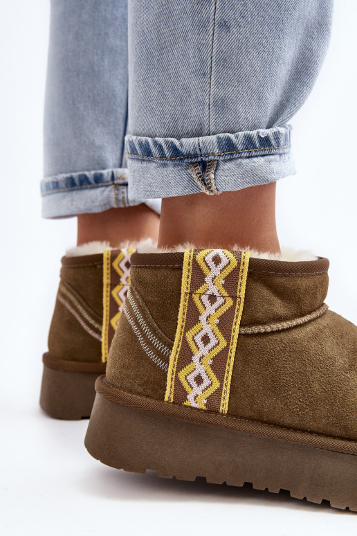 Pelle dalla pelle scamosciata Stivali da neve Femminile colore verde Vebissat