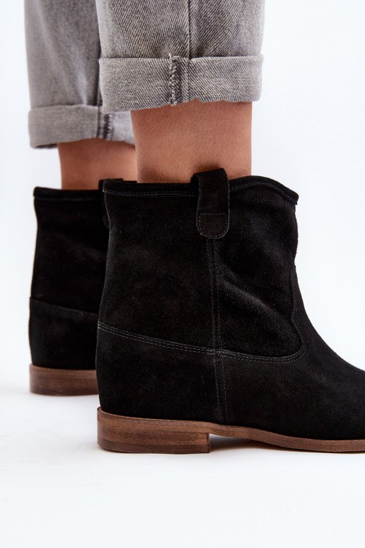 Zazoo 2326 dalla pelle scamosciata Un modello convincente Stivali da donna colore nero