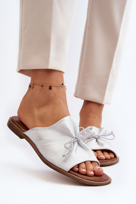 Zazoo 2659 Pantofole in pelle Femminile color argento Zazoo 2659 Pantofole in pelle Femminile color argento