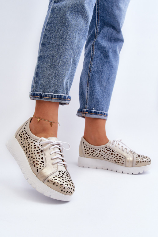 Zazoo 2821 Pelle scarpe Femminile con elementi traforati colore dorato Zazoo 2821 Pelle scarpe Femminile con elementi traforati colore dorato