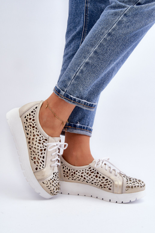 Zazoo 2821 Pelle scarpe Femminile con elementi traforati colore dorato Zazoo 2821 Pelle scarpe Femminile con elementi traforati colore dorato