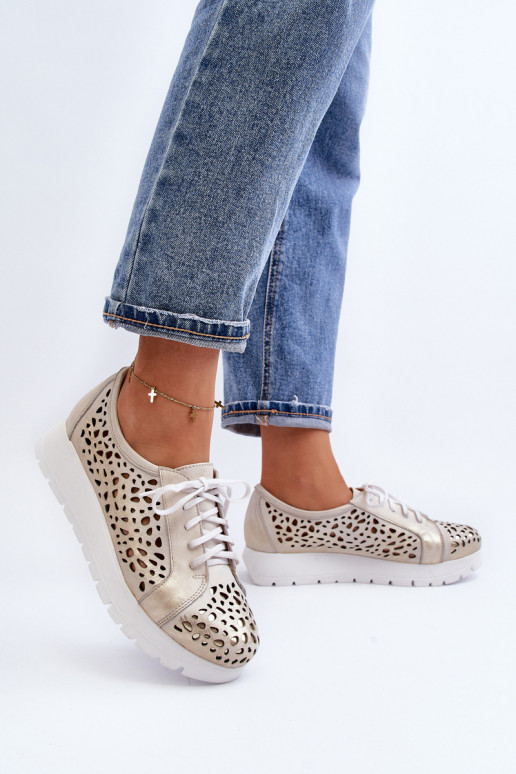 Zazoo 2821 Pelle scarpe Femminile con elementi traforati colore dorato Zazoo 2821 Pelle scarpe Femminile con elementi traforati colore dorato