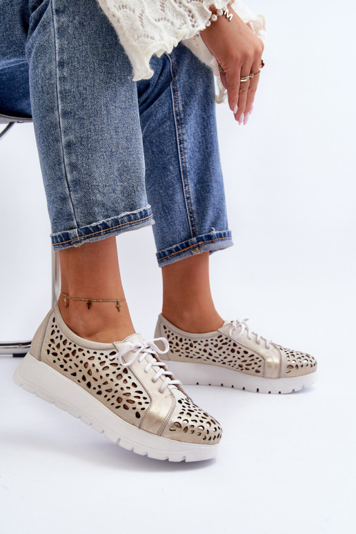 Zazoo 2821 Pelle scarpe Femminile con elementi traforati colore dorato Zazoo 2821 Pelle scarpe Femminile con elementi traforati colore dorato