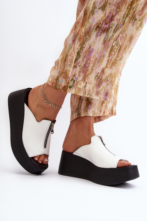 Zazoo 2916 Femminile Pantofole con una piattaforma con cerniere Colore bianco Zazoo 2916 Femminile Pantofole con una piattaforma con cerniere Colore bianco