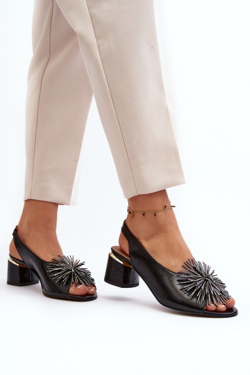 Sandali da donna con ornamenti Laura Messi 2719 colore nero Sandali da donna con ornamenti Laura Messi 2719 colore nero