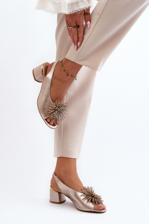 Sandali da donna con ornamenti Laura Messi 2719 colore dorato Sandali da donna con ornamenti Laura Messi 2719 colore dorato