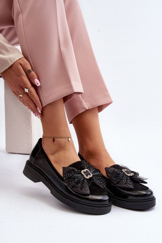 Femminile Mocassini laccati con nastri Laura Messi 2786 colore nero Femminile Mocassini laccati con nastri Laura Messi 2786 colore nero