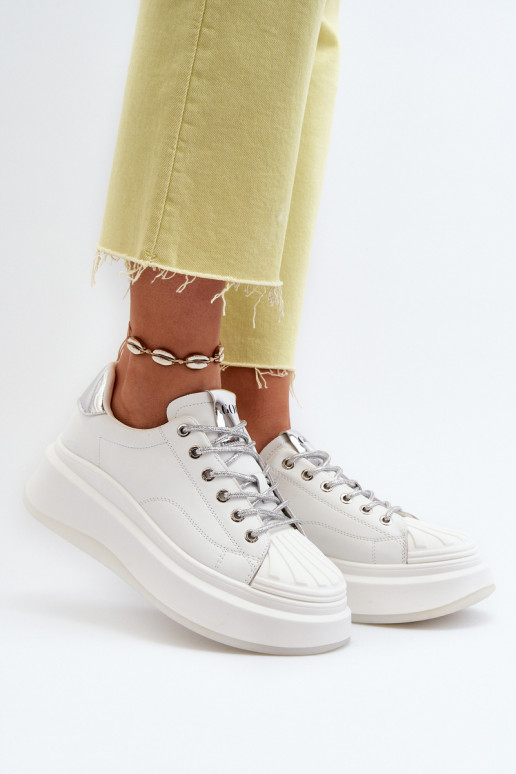 Pelle Scarpe modello sneakers Femminile con una piattaforma GOE NN2N4033 Colore bianco Pelle Scarpe modello sneakers Femminile con una piattaforma GOE NN2N4033 Colore bianco