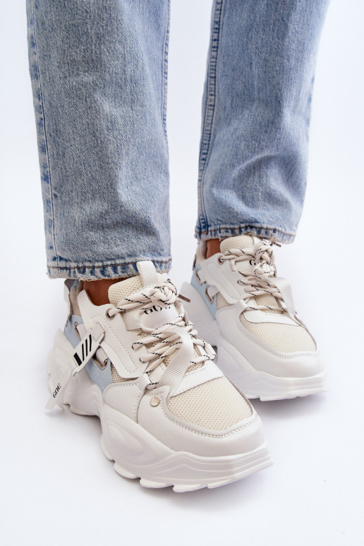 Scarpe modello sneakers Femminile GOE NN2N4039B Colore bianco