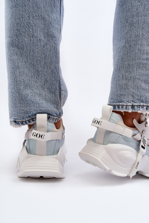 Scarpe modello sneakers Femminile GOE NN2N4039B Colore bianco