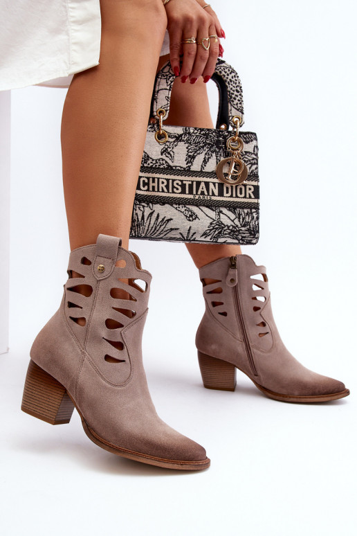 Pelle Stivali Con ritagli Deveciejka 06412-04 beige Pelle Stivali Con ritagli Deveciejka 06412-04 beige