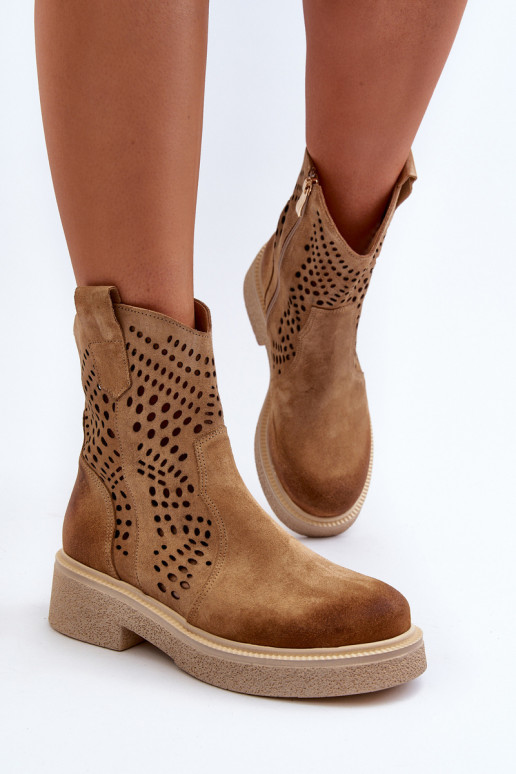 Zazoo 3470 Scarpe scamosciate Femminile con tacchi larghi con elementi traforati beige Zazoo 3470 Scarpe scamosciate Femminile con tacchi larghi con elementi traforati beige