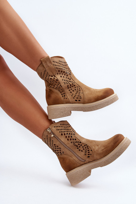 Zazoo 3470 Scarpe scamosciate Femminile con tacchi larghi con elementi traforati beige Zazoo 3470 Scarpe scamosciate Femminile con tacchi larghi con elementi traforati beige