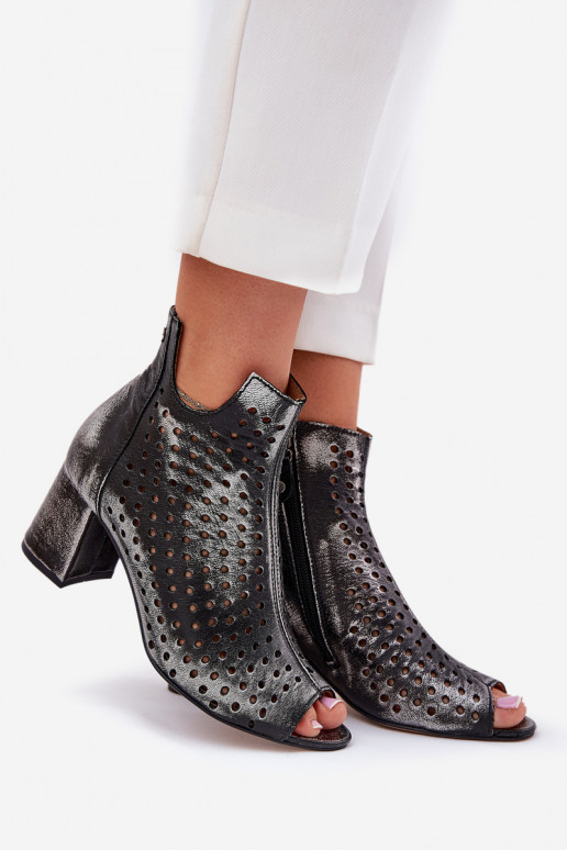 Pelle Stivali traforati Deveciejka 05420-01 colore nero Pelle Stivali traforati Deveciejka 05420-01 colore nero