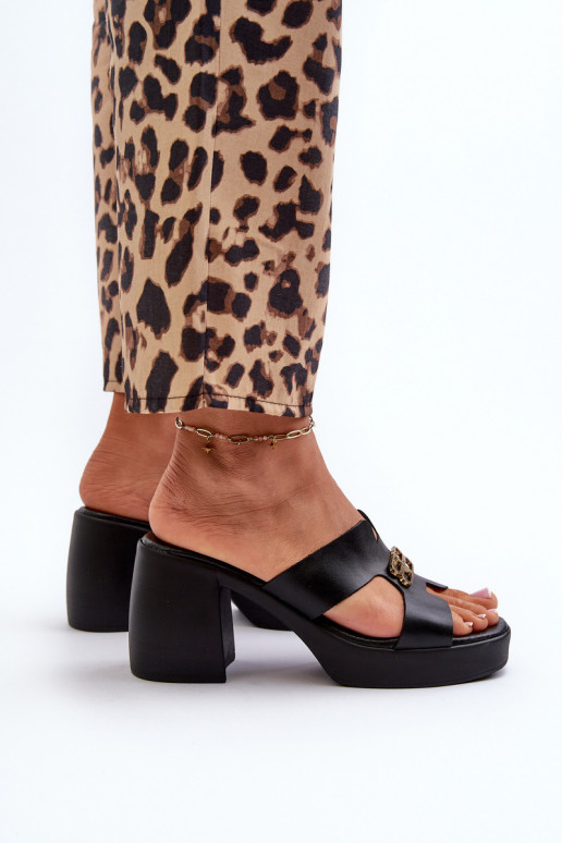 Zazoo 40419 Pantofole in pelle Femminile Con ritagli E decorazione colore nero Zazoo 40419 Pantofole in pelle Femminile Con ritagli E decorazione colore nero