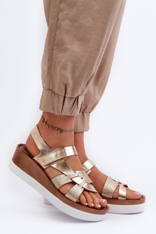 Zazoo 40397 Femminile Sandali da donna con una piattaforma colore dorato Zazoo 40397 Femminile Sandali da donna con una piattaforma colore dorato