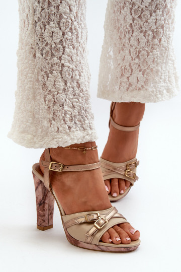 Pelle Sandali con tacco alto da donna Deveciejka 06564-22 beige-colore dorato