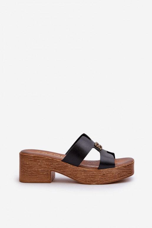 Zazoo 40412 Pelle Stile elegante Pantofole da donna con dettagli dorati colore nero Zazoo 40412 Pelle Stile elegante Pantofole da donna con dettagli dorati colore nero