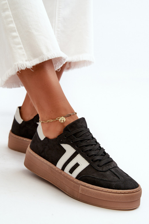 Zazoo N1095S2 Scarpe modello sneakers Pelle Femminile con una piattaforma colore nero