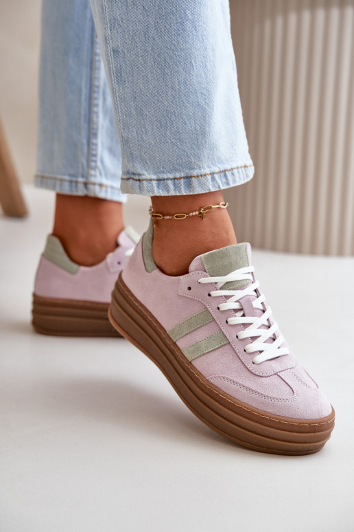 Zazoo N1068S4 Scarpe modello Sneakers in camoscio con una piattaforma Colore viola Zazoo N1068S4 Scarpe modello Sneakers in camoscio con una piattaforma Colore viola