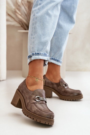 Scarpe da donna con tacco in pelle naturale color sabbia Zazoo 20175