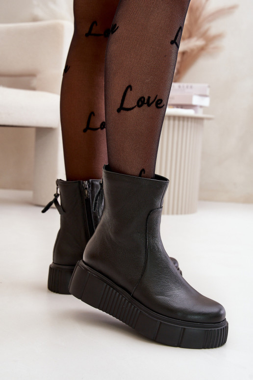 Zazoo 60369 Stivali da donna con una piattaforma colore nero Zazoo 60369 Stivali da donna con una piattaforma colore nero