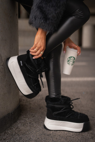 Pelle Stivali da neve Femminile Su una suola spessa con una pelliccia Big Star OO274A206 colore nero