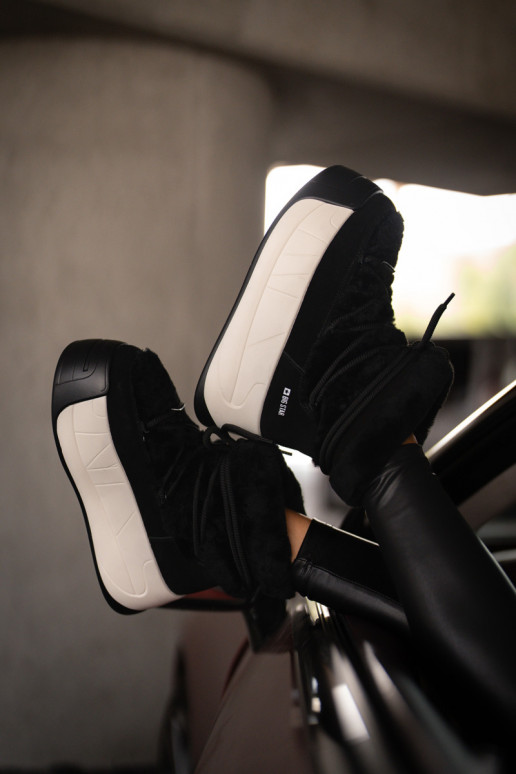 Pelle Stivali da neve Femminile Su una suola spessa con una pelliccia Big Star OO274A206 colore nero