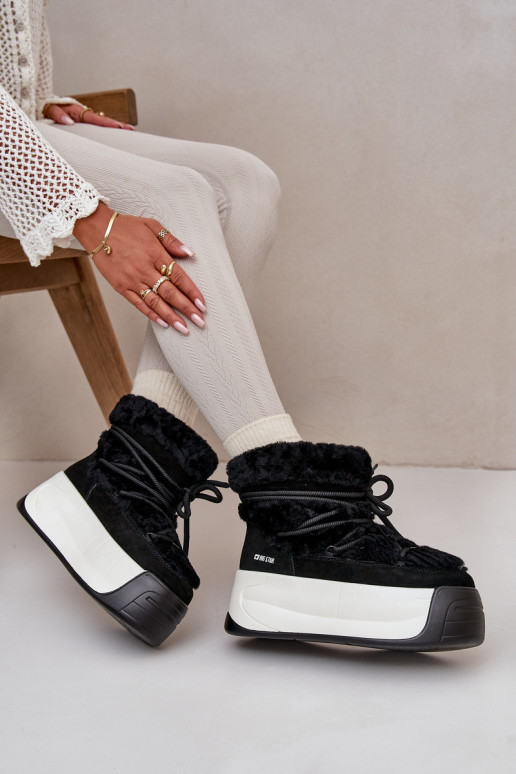 Pelle Stivali da neve Femminile Su una suola spessa con una pelliccia Big Star OO274A206 colore nero